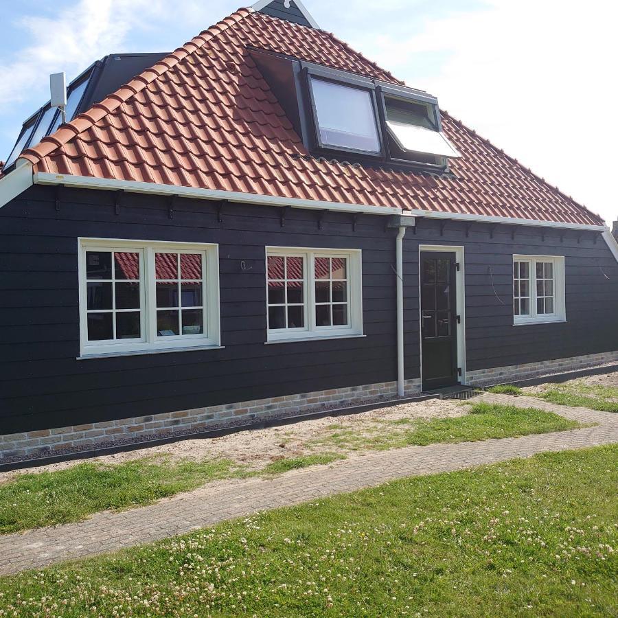 De Cyprian Bed & Breakfast Kaard Bagian luar foto