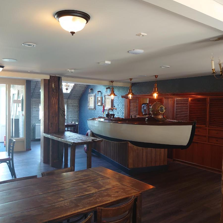 De Cyprian Bed & Breakfast Kaard Bagian luar foto