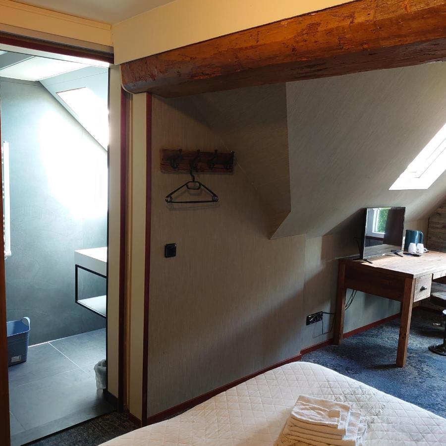 De Cyprian Bed & Breakfast Kaard Bagian luar foto