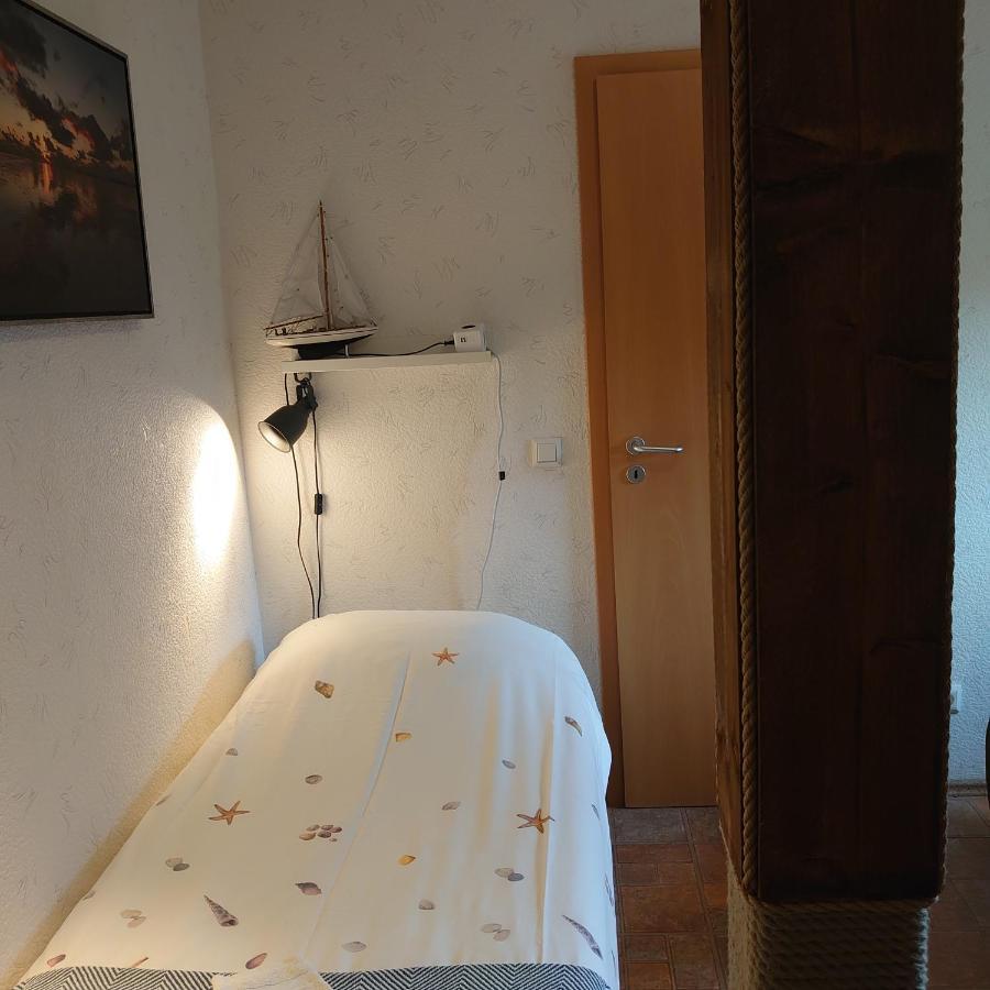 De Cyprian Bed & Breakfast Kaard Bagian luar foto