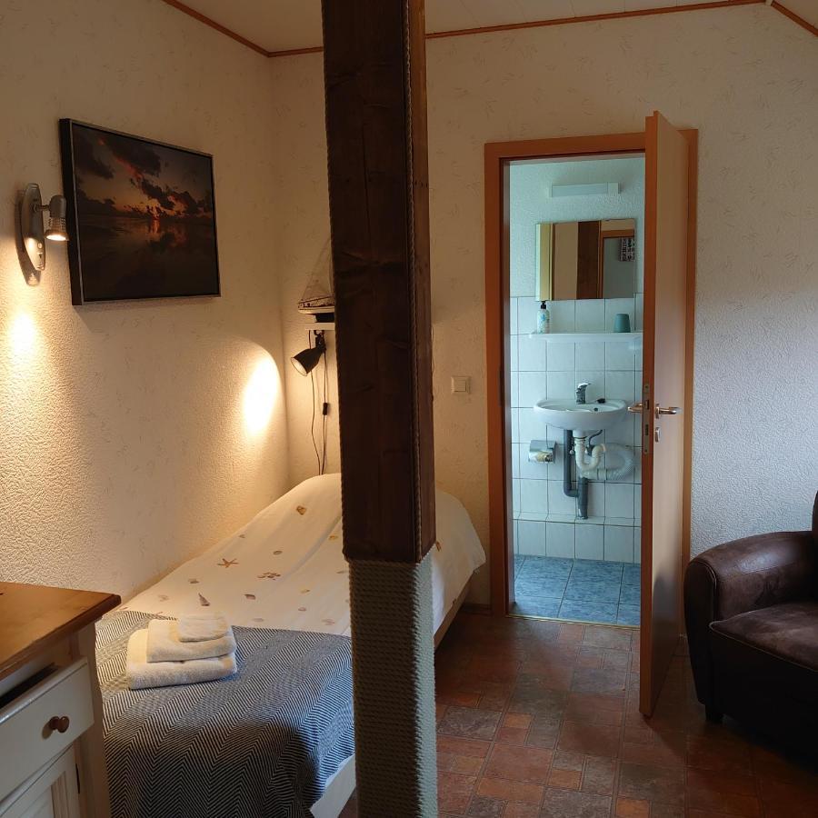 De Cyprian Bed & Breakfast Kaard Bagian luar foto