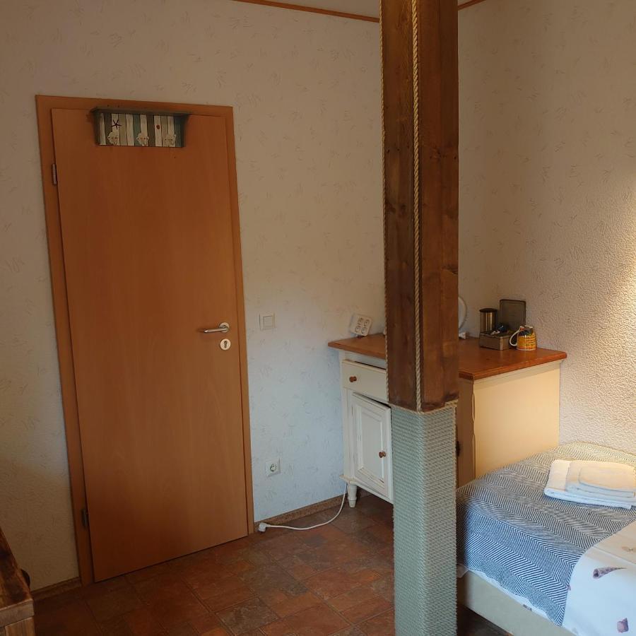 De Cyprian Bed & Breakfast Kaard Bagian luar foto