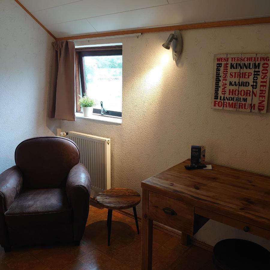 De Cyprian Bed & Breakfast Kaard Bagian luar foto